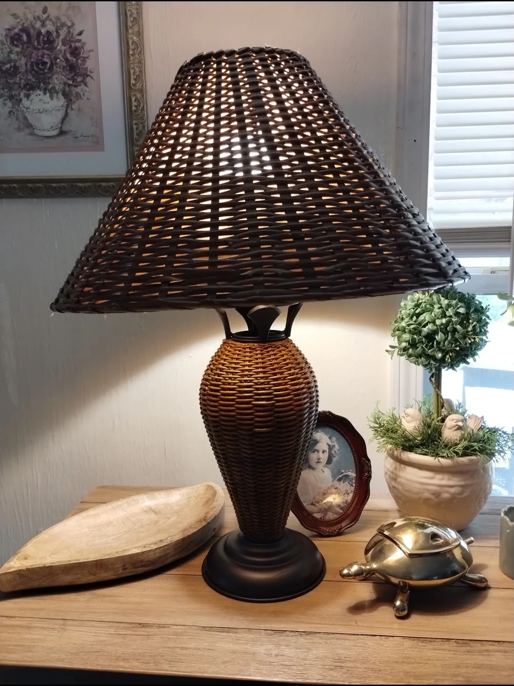 Woven Vintage Rattan Wicker Table Lamp